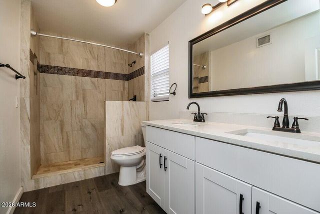 4550 E Harmony Avenue, Mesa, AZ 85206