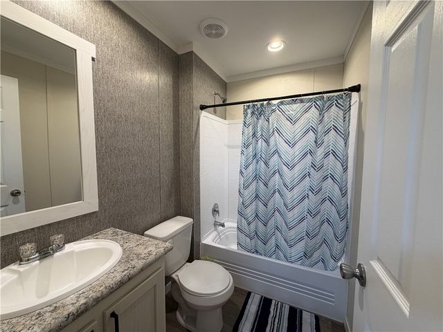 304 East 1st Street, Hearne, TX 77859