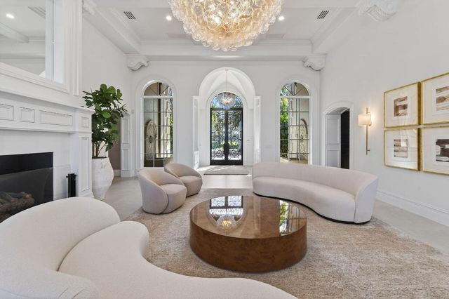 107 Schooner Lane, Jupiter, FL 33477