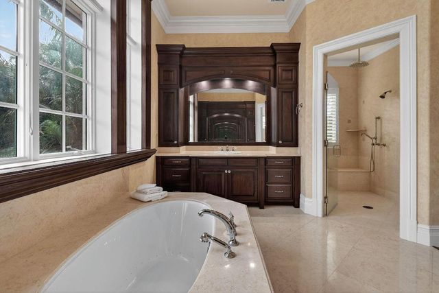 107 Schooner Lane, Jupiter, FL 33477