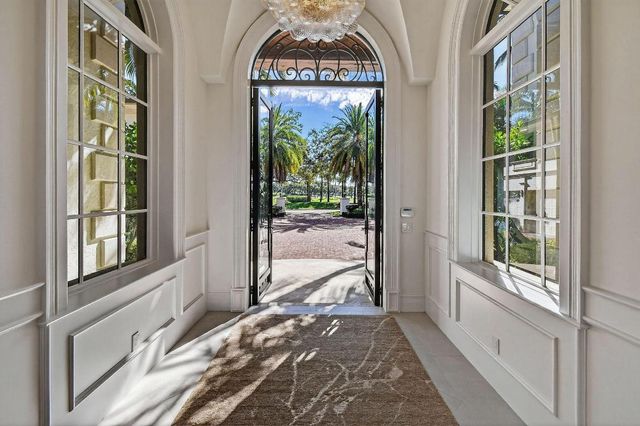 107 Schooner Lane, Jupiter, FL 33477