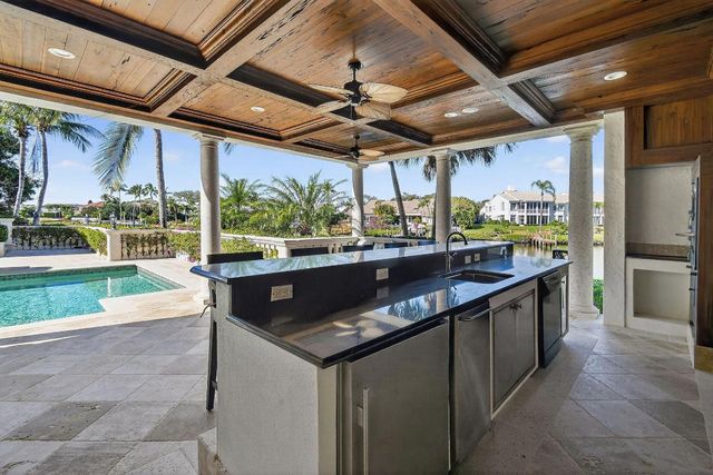 107 Schooner Lane, Jupiter, FL 33477