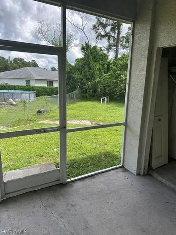 124 Pine LN, Lehigh Acres, FL 33973