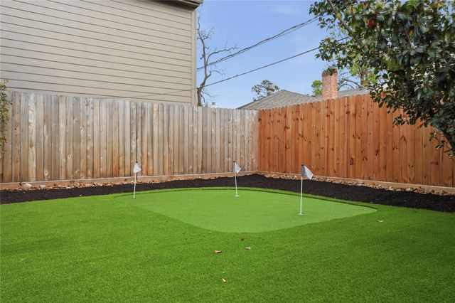 12515 Queensbury Lane, Houston, TX 77024