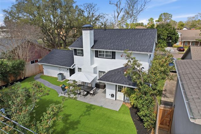 12515 Queensbury Lane, Houston, TX 77024