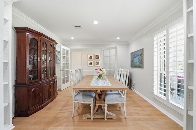 12515 Queensbury Lane, Houston, TX 77024