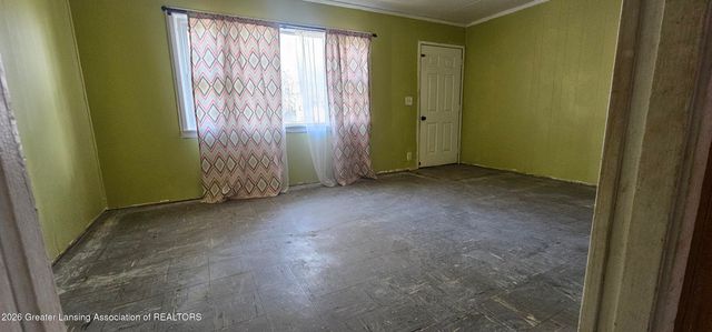 1422 Warwick Drive, Lansing, MI 48910