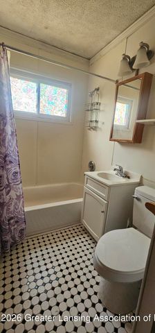 1422 Warwick Drive, Lansing, MI 48910