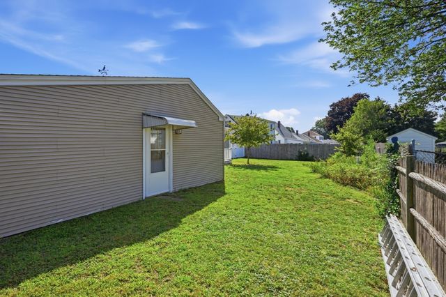 220 Williams St, Cumberland, RI 02864