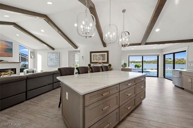 13896 River Forest DR, Fort Myers, FL 33905