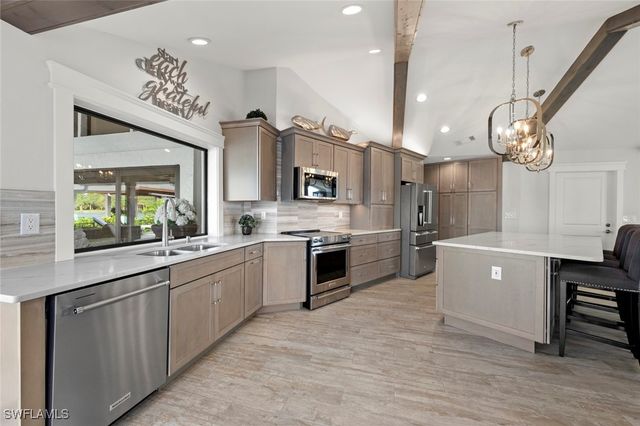 13896 River Forest DR, Fort Myers, FL 33905