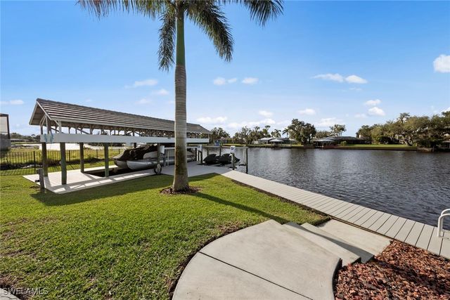 13896 River Forest DR, Fort Myers, FL 33905