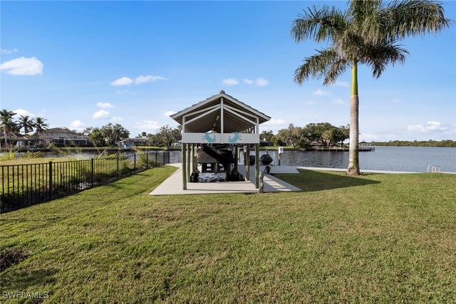 13896 River Forest DR, Fort Myers, FL 33905