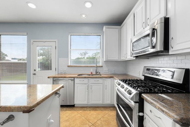 1814 Foster Leaf Lane, Richmond, TX 77406