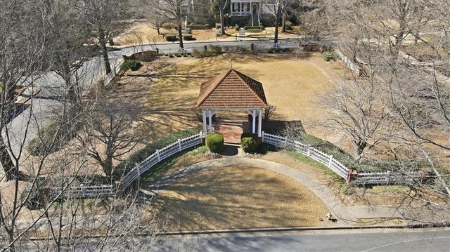 3966 Basque SE Circle, Smyrna, GA 30080