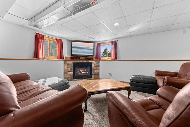 35 Harrison Lane, Reedsburg, WI 53959