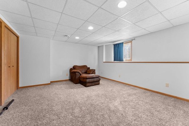 35 Harrison Lane, Reedsburg, WI 53959