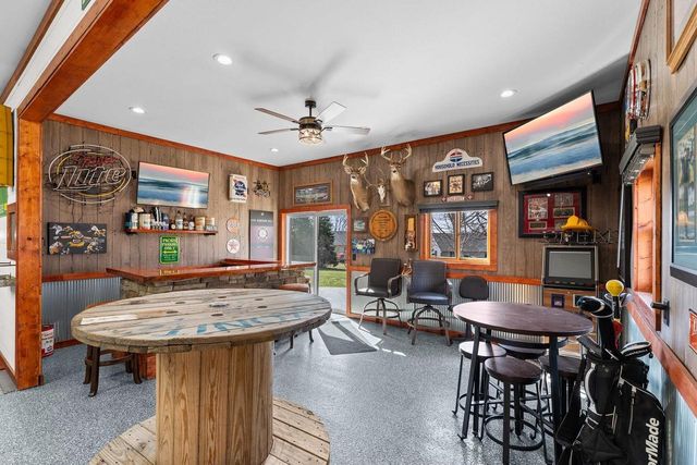 35 Harrison Lane, Reedsburg, WI 53959