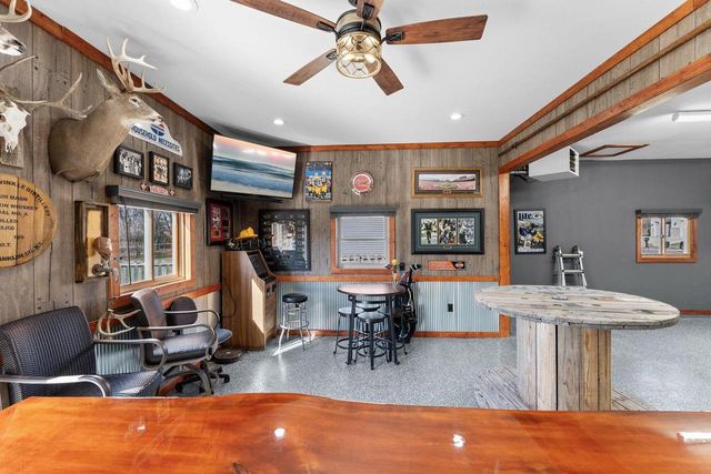 35 Harrison Lane, Reedsburg, WI 53959