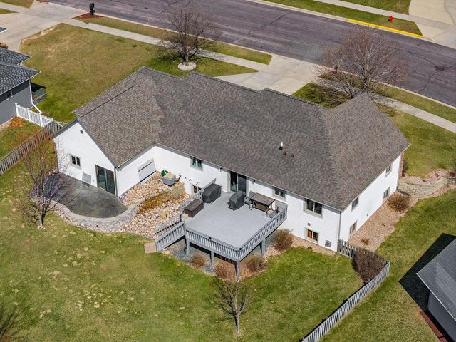 35 Harrison Lane, Reedsburg, WI 53959