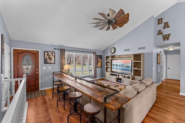 35 Harrison Lane, Reedsburg, WI 53959