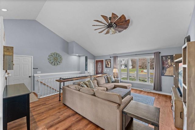 35 Harrison Lane, Reedsburg, WI 53959