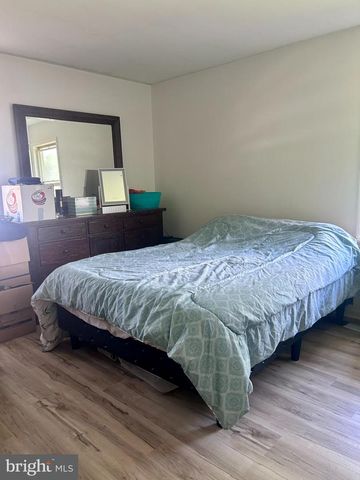 307 E VILLAGE RD, Elkton, MD 21921