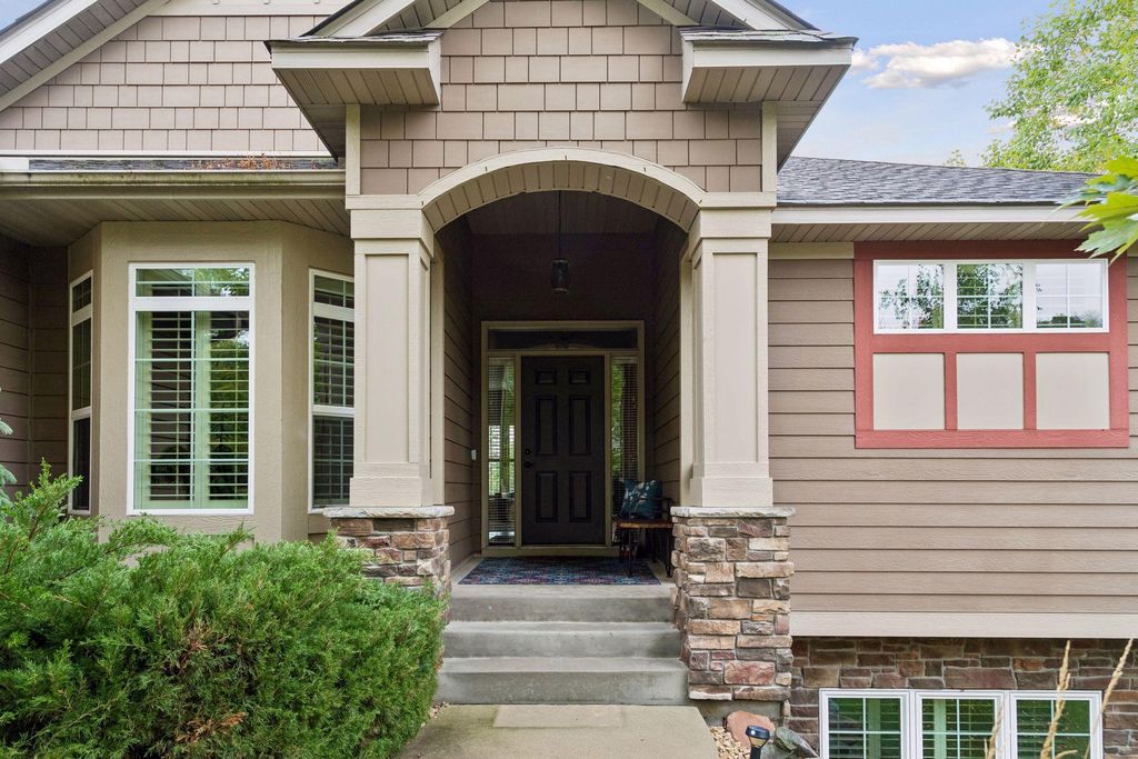 12844 Garrett Court, Apple Valley, MN 55124 — photo 3