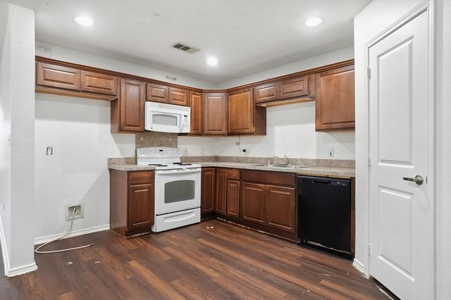 15639 Danson Drive, Dallas, TX 75253