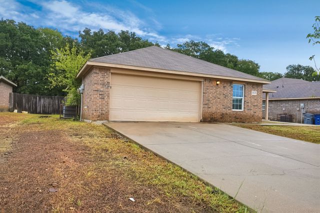 15639 Danson Drive, Dallas, TX 75253