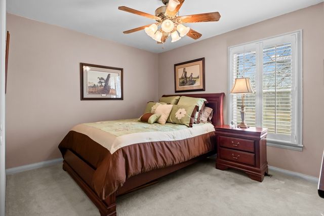 659 Davis Dr, Gallatin, TN 37066