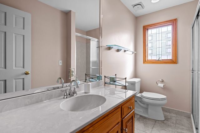 659 Davis Dr, Gallatin, TN 37066