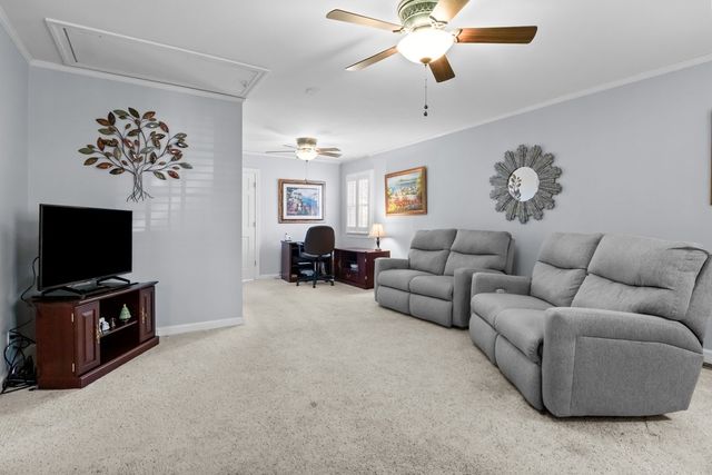 659 Davis Dr, Gallatin, TN 37066