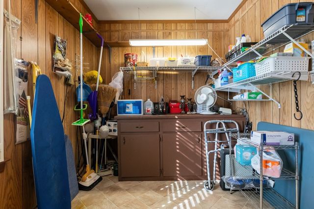 659 Davis Dr, Gallatin, TN 37066