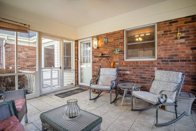 659 Davis Dr, Gallatin, TN 37066