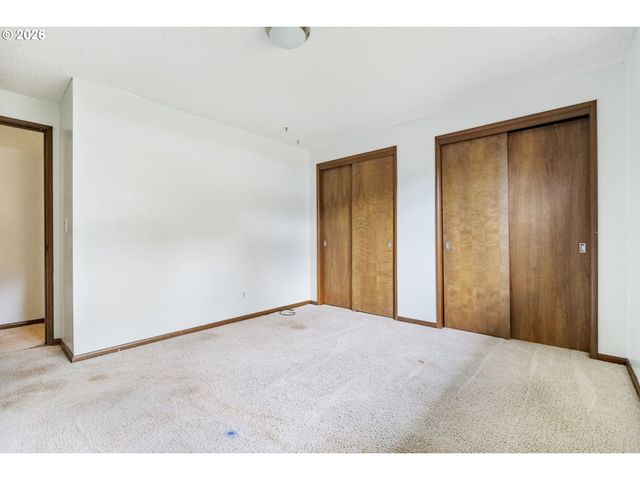 5875 Sw 203RD Ave, Beaverton, OR 97078