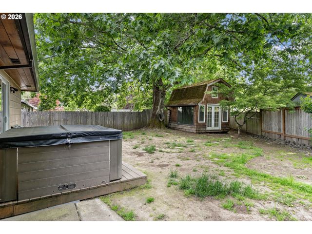 5875 Sw 203RD Ave, Beaverton, OR 97078