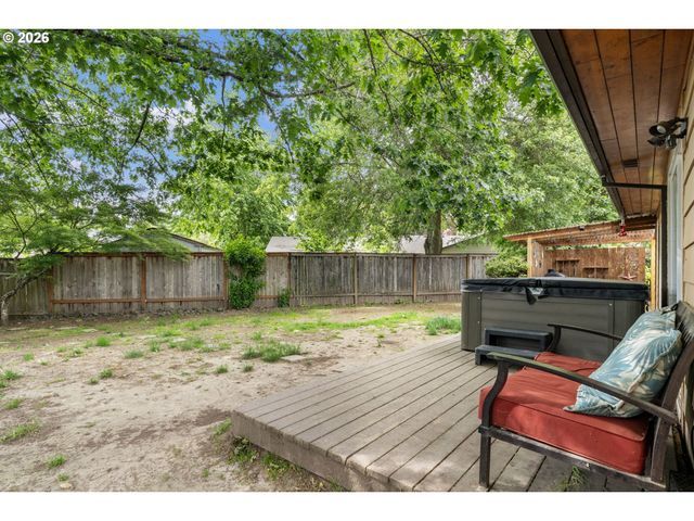 5875 Sw 203RD Ave, Beaverton, OR 97078