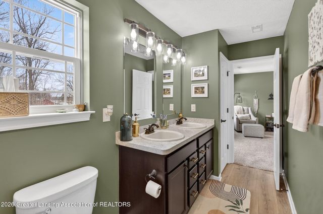 401 Oakwood Drive, Charlotte, MI 48813