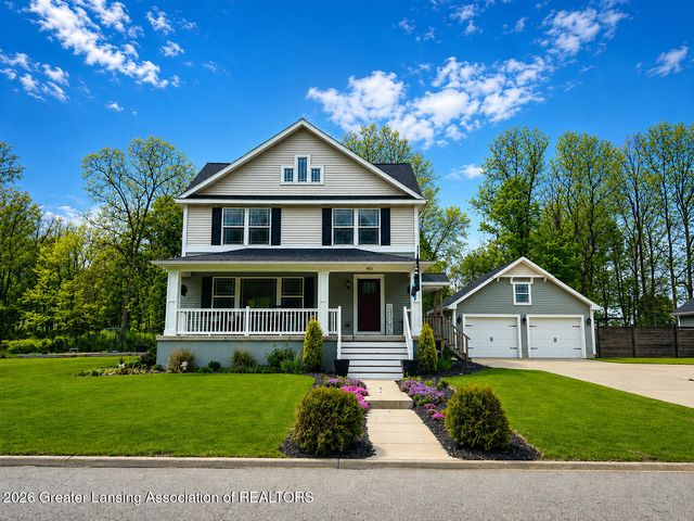 401 Oakwood Drive, Charlotte, MI 48813