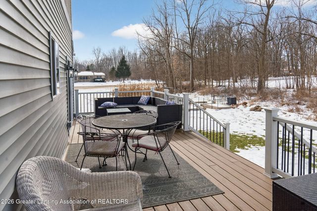 401 Oakwood Drive, Charlotte, MI 48813