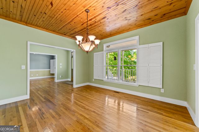 920 Yeoman Lake Road, Clarkesville, GA 30523