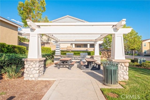 1635 Atchison, Upland, CA 91784