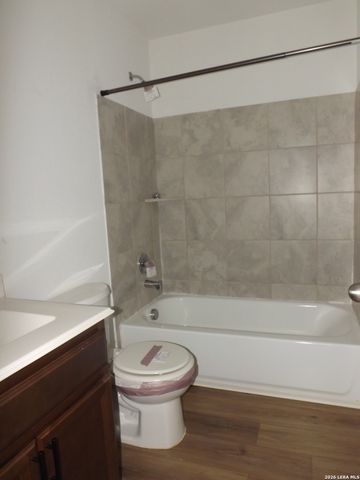 6835 Alaskan Way, Converse, TX 78109