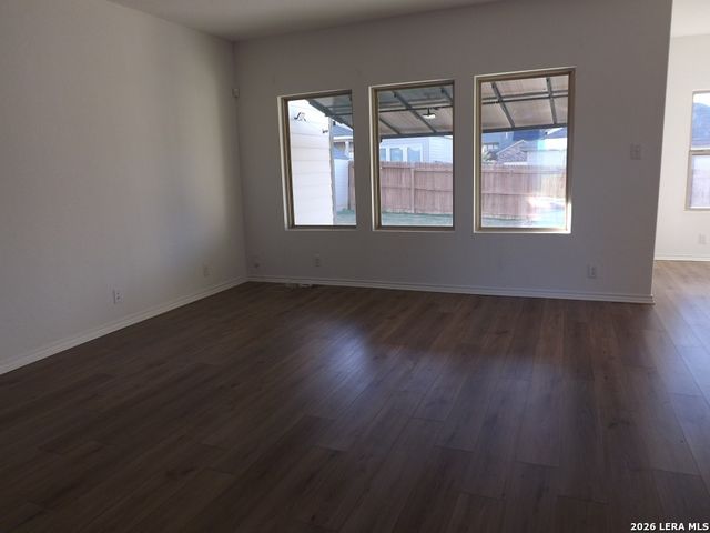 6835 Alaskan Way, Converse, TX 78109