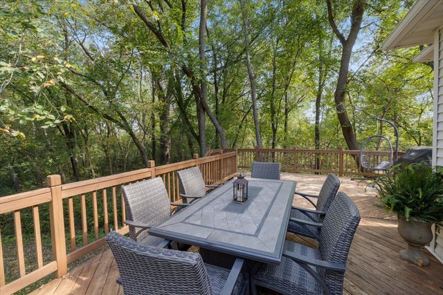 925 Cliff Road, Eagan, MN 55123