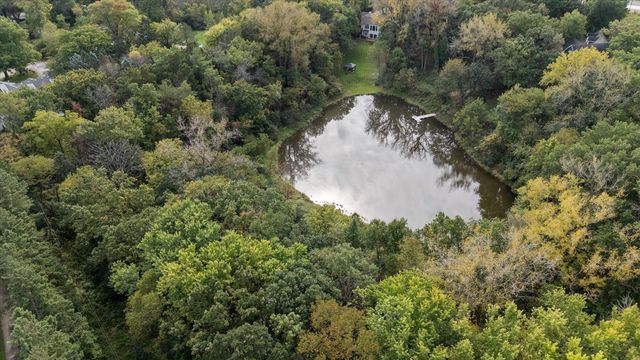 925 Cliff Road, Eagan, MN 55123