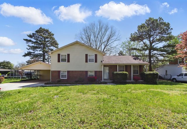 103 Noblitt Ct, Tullahoma, TN 37388