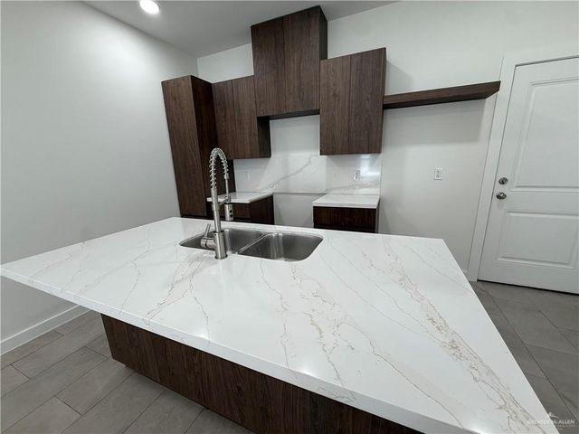 1217 Woodland Drive 3, Pharr, TX 78577