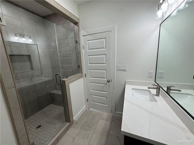 1217 Woodland Drive 3, Pharr, TX 78577